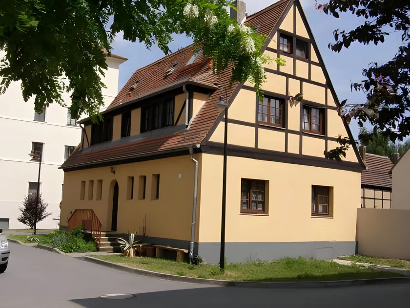 Hotel Pension zu Dresden Altpieschen - Image 1