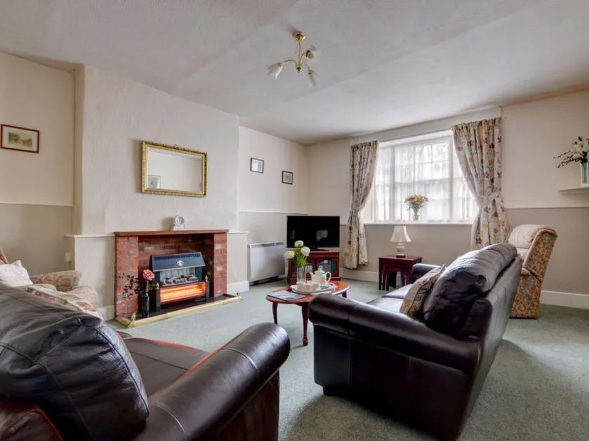 Courtney - Upcott House - Image 1