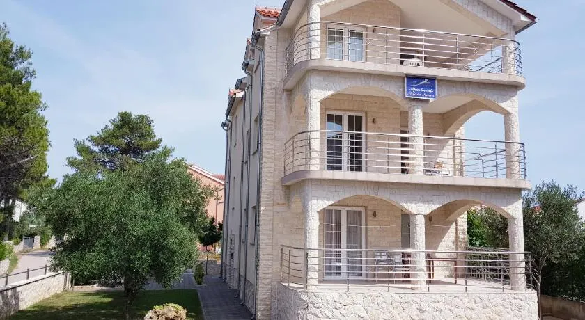 Apartments Palaca Sunca - Image 1
