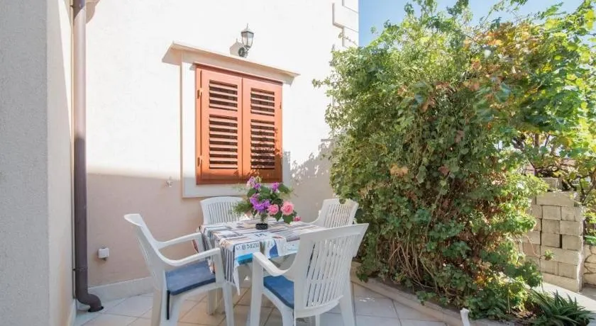 Apartments Longo - Image 1