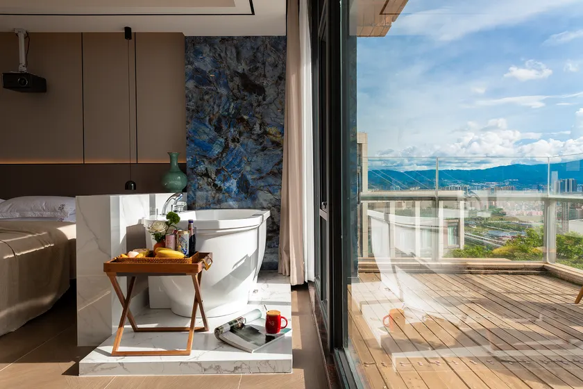 Boxu Seaview Inn - Image 1