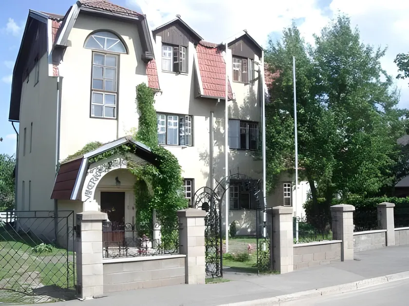 Vikerkaare Villa - Image 1