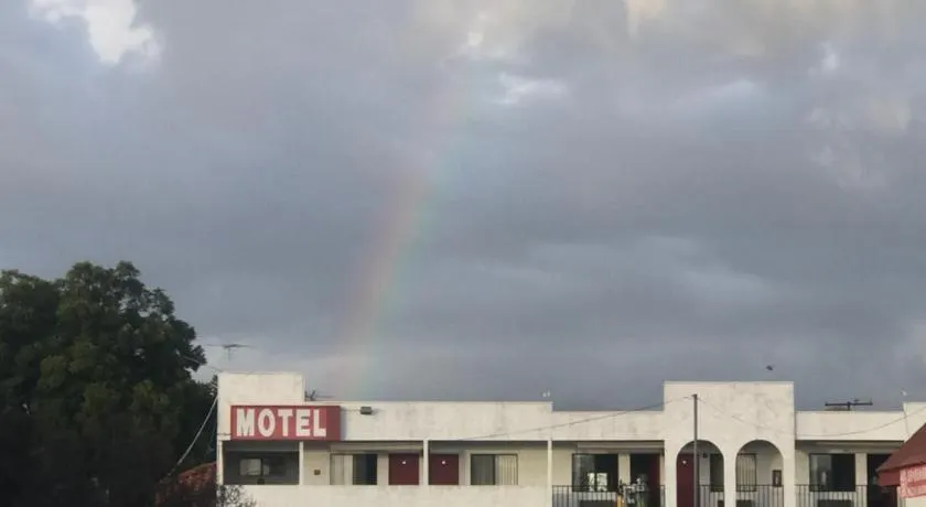 Eunice Plaza Motel - Image 1