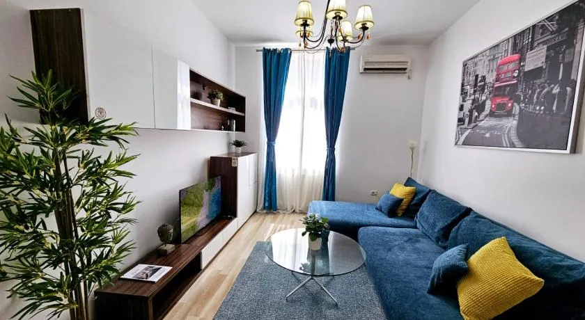 Downtown, close to Old Town, Family friendly - IVO10 - Image 1