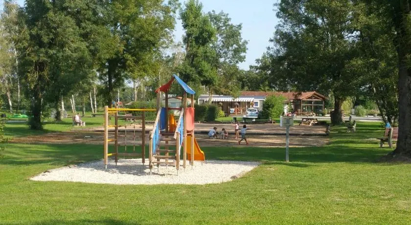 Paradis Des Dombes - Image 1