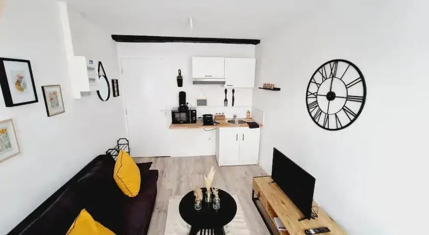 Appartements centre-ville Avesnes sur Helpe Duplex confort - Image 1