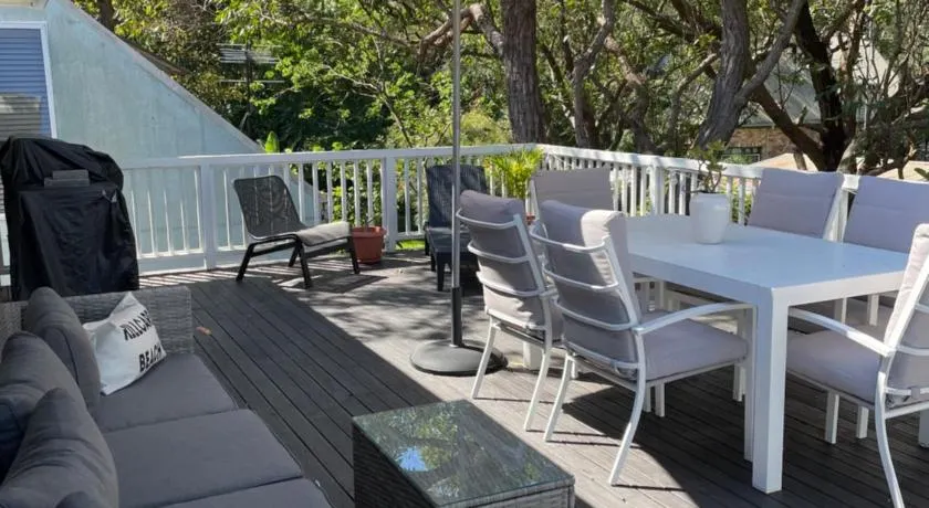 Killcare Beach House - Image 1