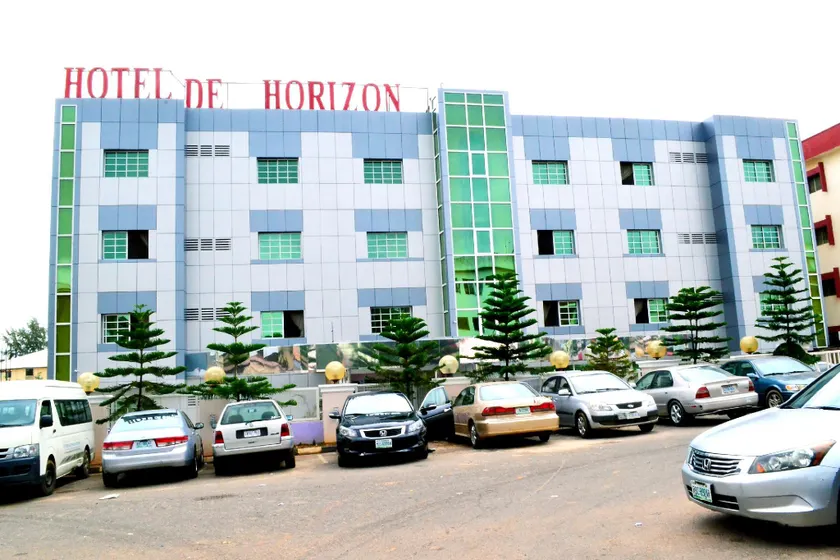 Hotel De Horizon - Image 1