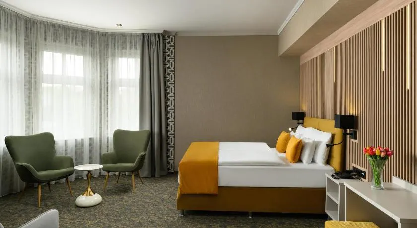Hotel Allora - Image 1