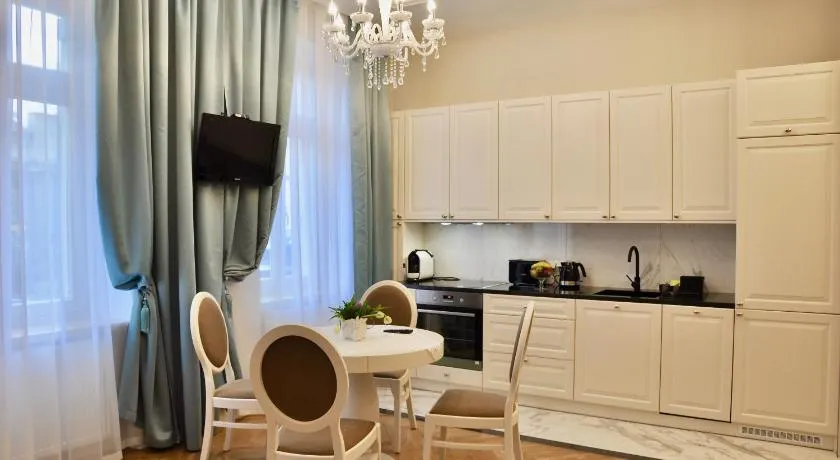 Tresor Barska Apartments 2.0 - Image 1