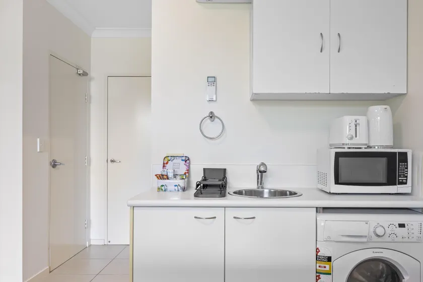Comfy Studio Apartment in Marcoola Beach - Image 1