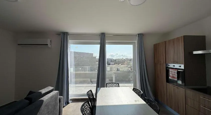 Penthouse Bliss Bright Stylish - by HostMT - Image 1