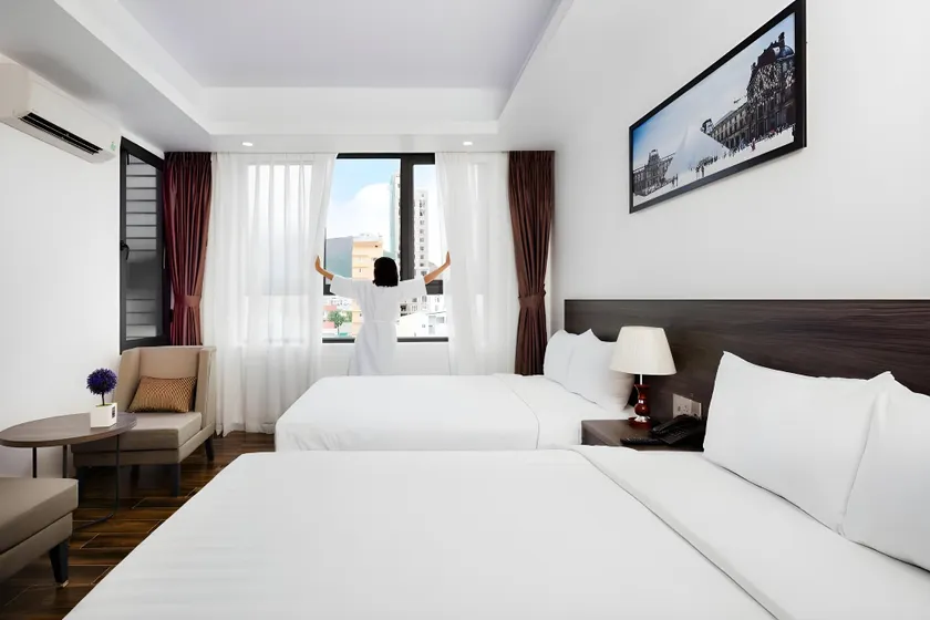 La Casa Hotel Nha Trang - Image 1