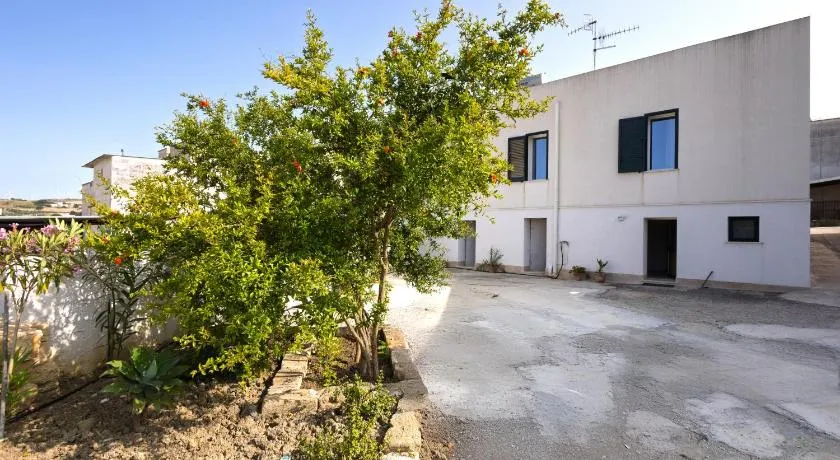 Casa nella valle - Image 1