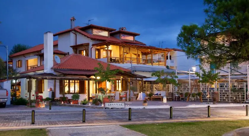 Traditional Arsanas Apartments - Image 1