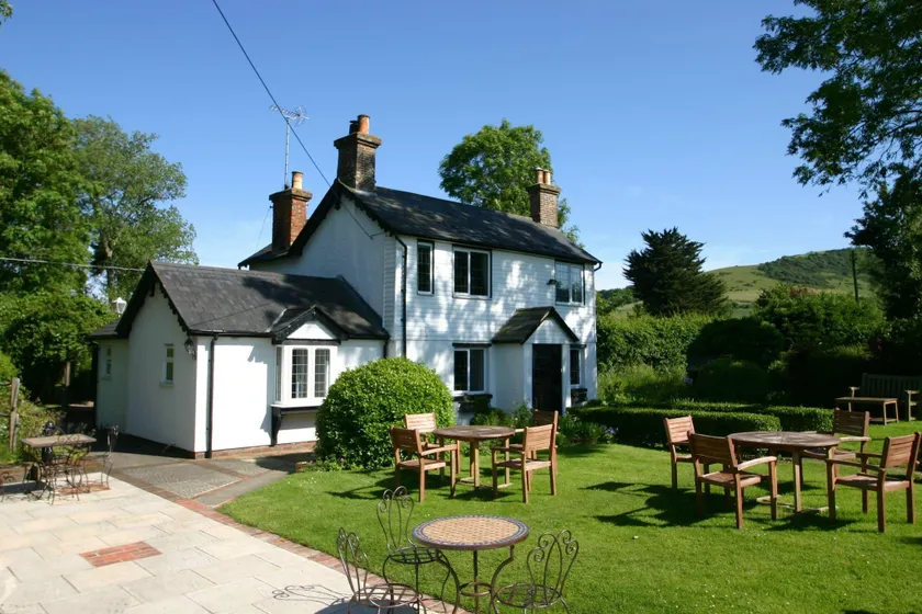 Wishing Well Cottage - Image 1
