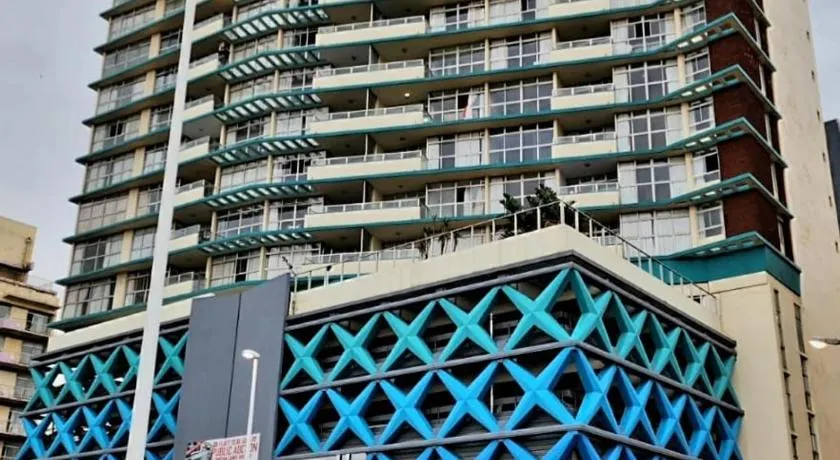 Sea Views at 10 South - Image 1