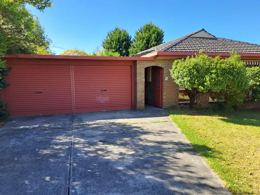 Glen Central, Ideal home! - Image 1