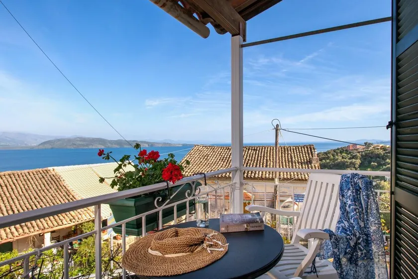 Two bedroom apartment with breathtaking views - Image 1