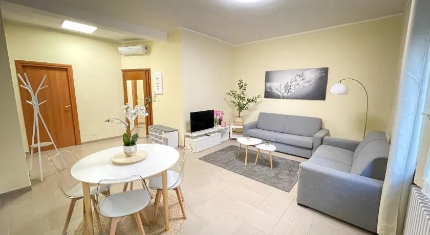 Roccaro HOME - Image 1