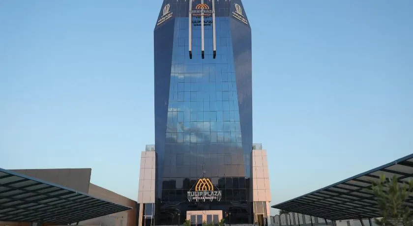 Tulip Plaza Hotel - Image 1