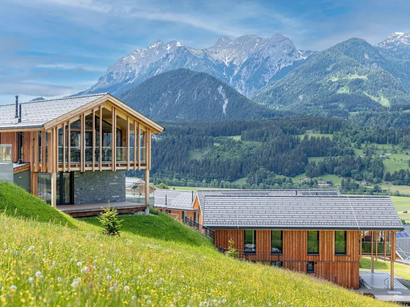 Welcoming chalet with wellness - Image 1