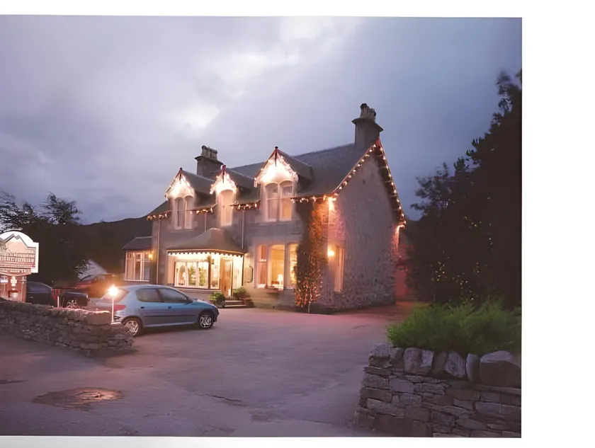 Cairngorm Guest House - Image 1