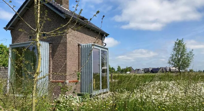 Tiny house Van hoogspanning naar ontspanning - Image 1