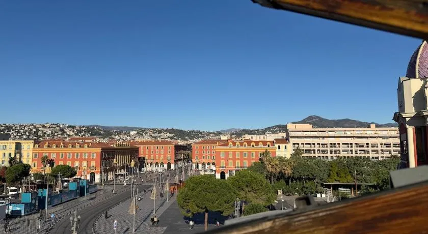 Studio Place Masséna Vieux Nice - situation idéale - Image 1