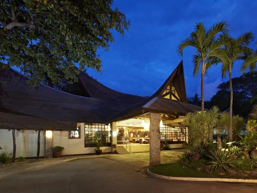 Matabungkay Beach Hotel - Image 1
