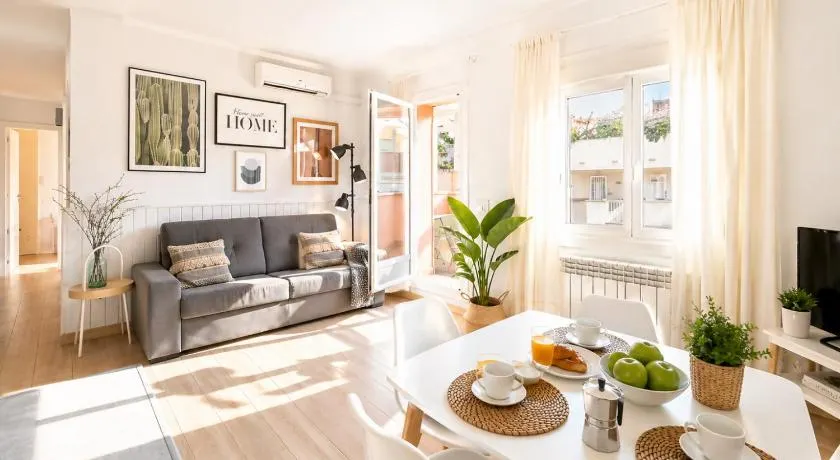 Flaugier Apartments (3-3) - Image 1