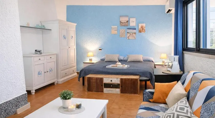 Ferienhaus Apartment Rena Majore Sardinien am Meer - Image 1