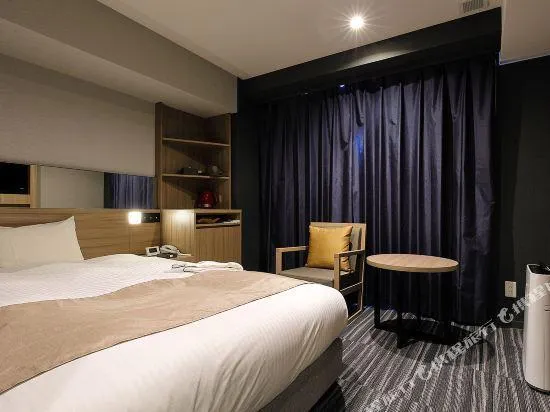 Nishi-Akashi Hotel - Image 1