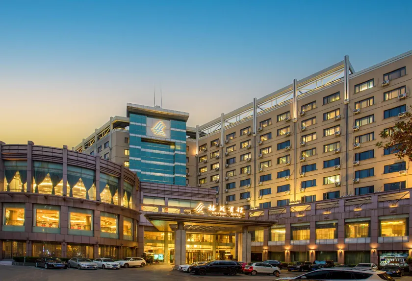 Meiyuan Hotel Hangzhou - Image 1