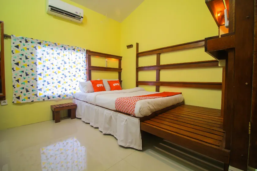 OYO 1596 Taman Homestay Syariah - Image 1