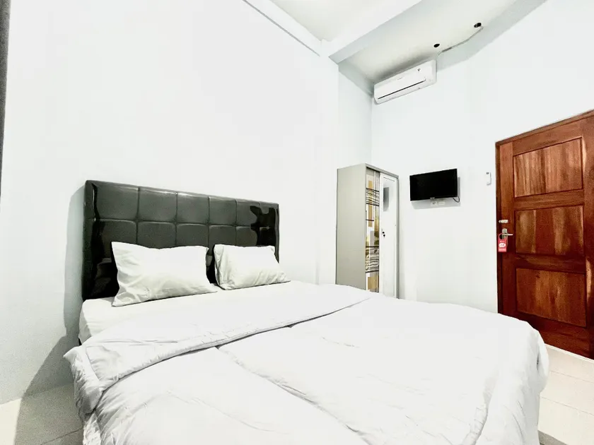 Singgahan Guest House Pacitan Mitra RedDoorz - Image 1