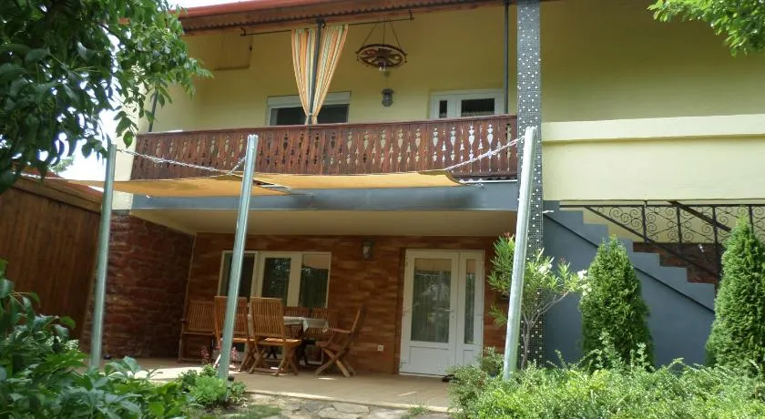 Szabadidő Vendégház - Image 1