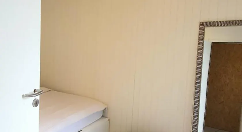 Grec Zimmer - Image 1