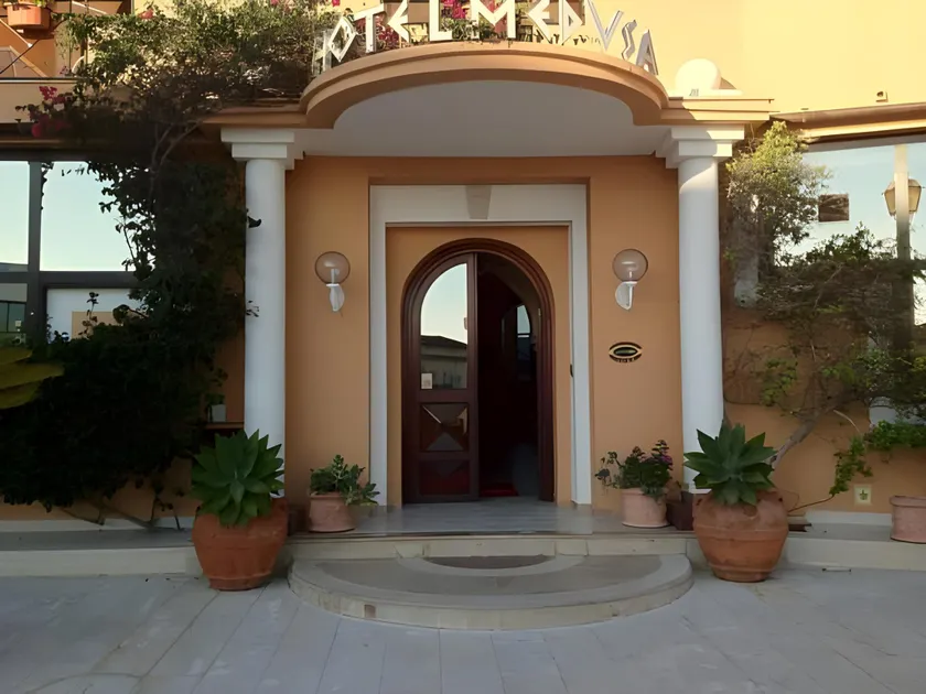 Hotel Medusa - Image 1