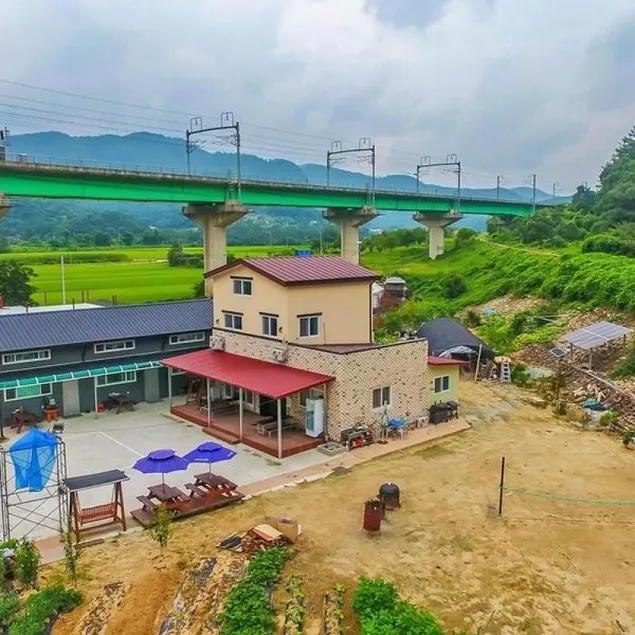 Wonju Sogeumsan Pension - Image 1