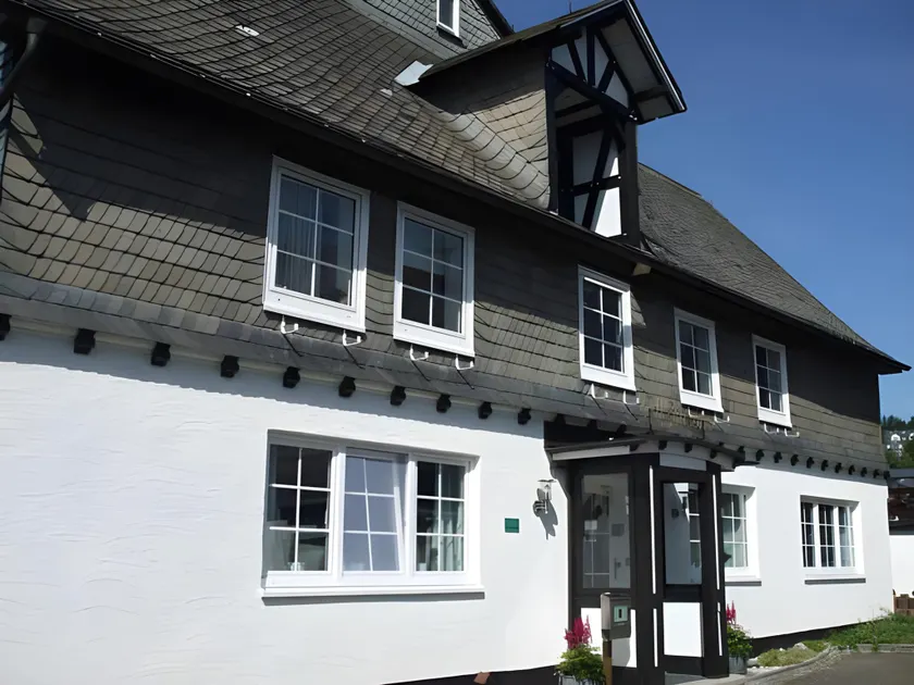 Pension Haus All Seasons - Image 1
