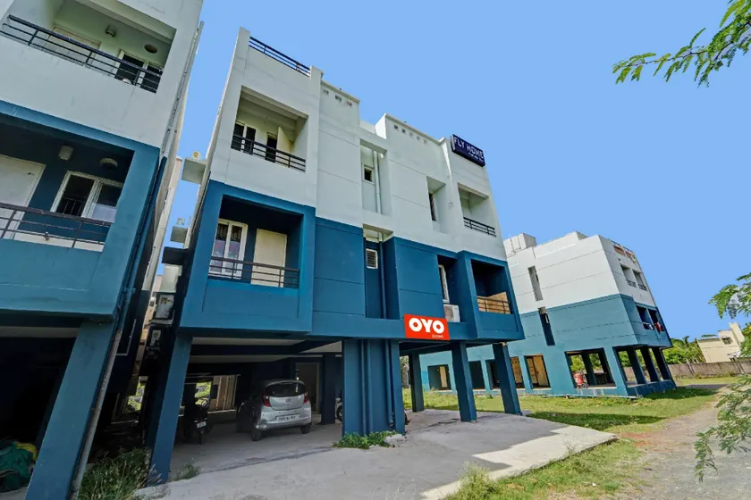 HOTEL O J2 SERVICE APARTMENT - Image 1