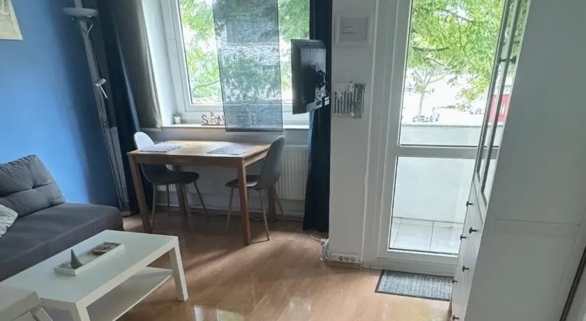 FeWo am Deich 5, modern und zentral mit Aufzug - Image 1