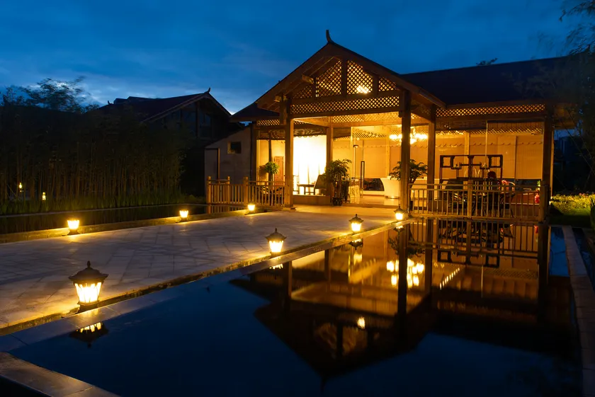 PARK INN KUNMING AIRPORT - Image 1