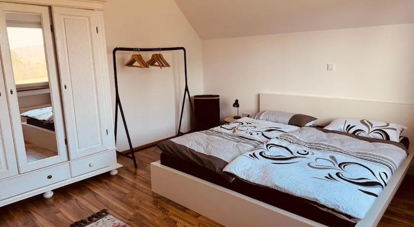 Ferienwohnung im Grünen - Image 1