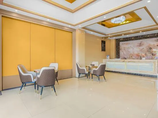 Kunming Rongda Hotel - Image 1