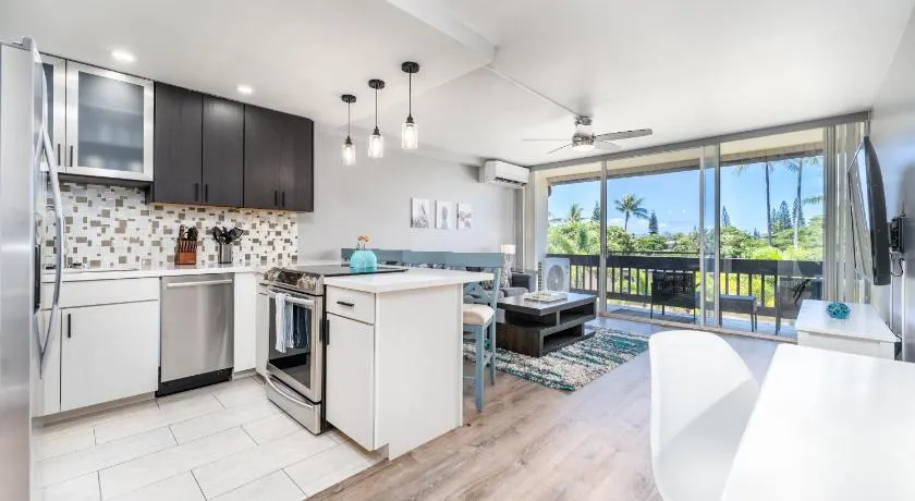 Summer Special -Ocean View Renovated Condo in Napili LSV06 - Image 1