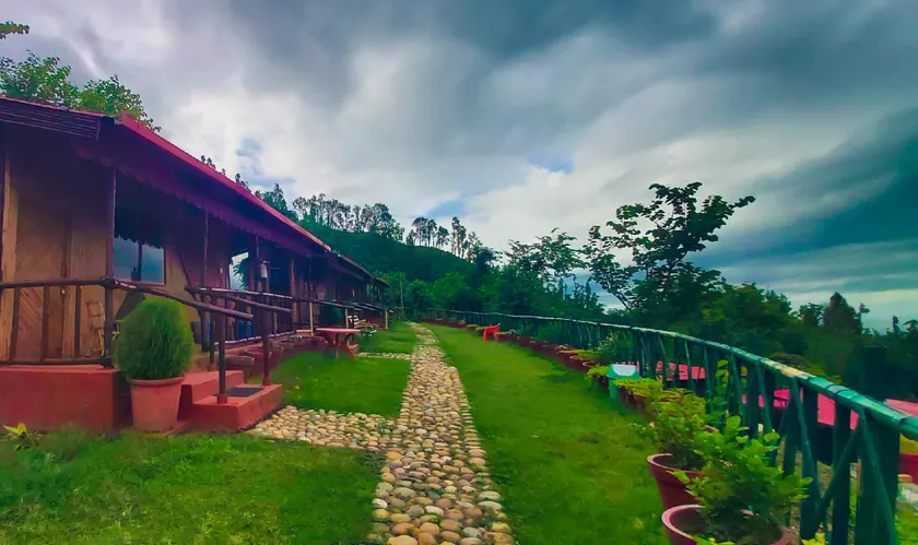 Forest Bliss Resort - Image 1