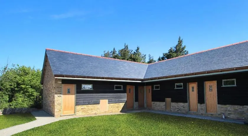 The Crown Lodges - Image 1