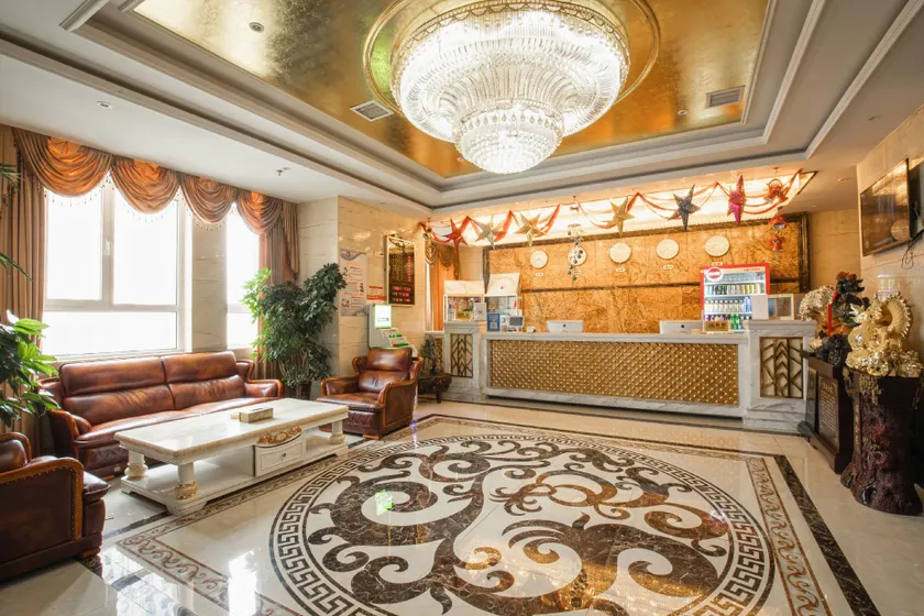 Qiankun Hotel - Image 1